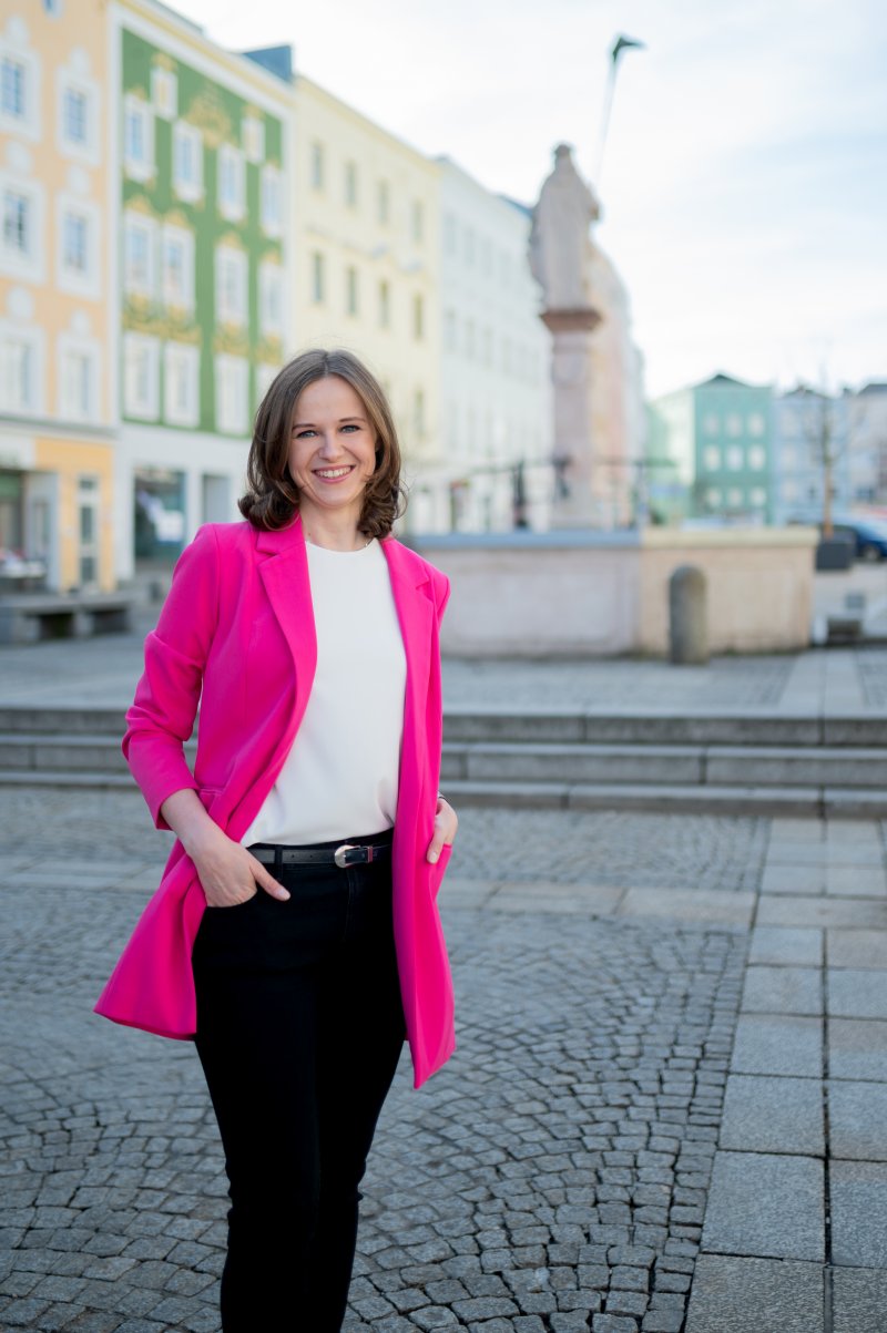 StartUp Esslingen - Olga Fedik, StartUp Ried